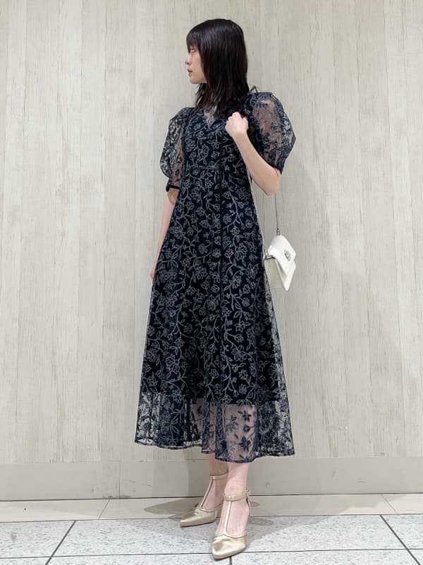透かし柄レース重ね マキシ丈オケージョンドレス