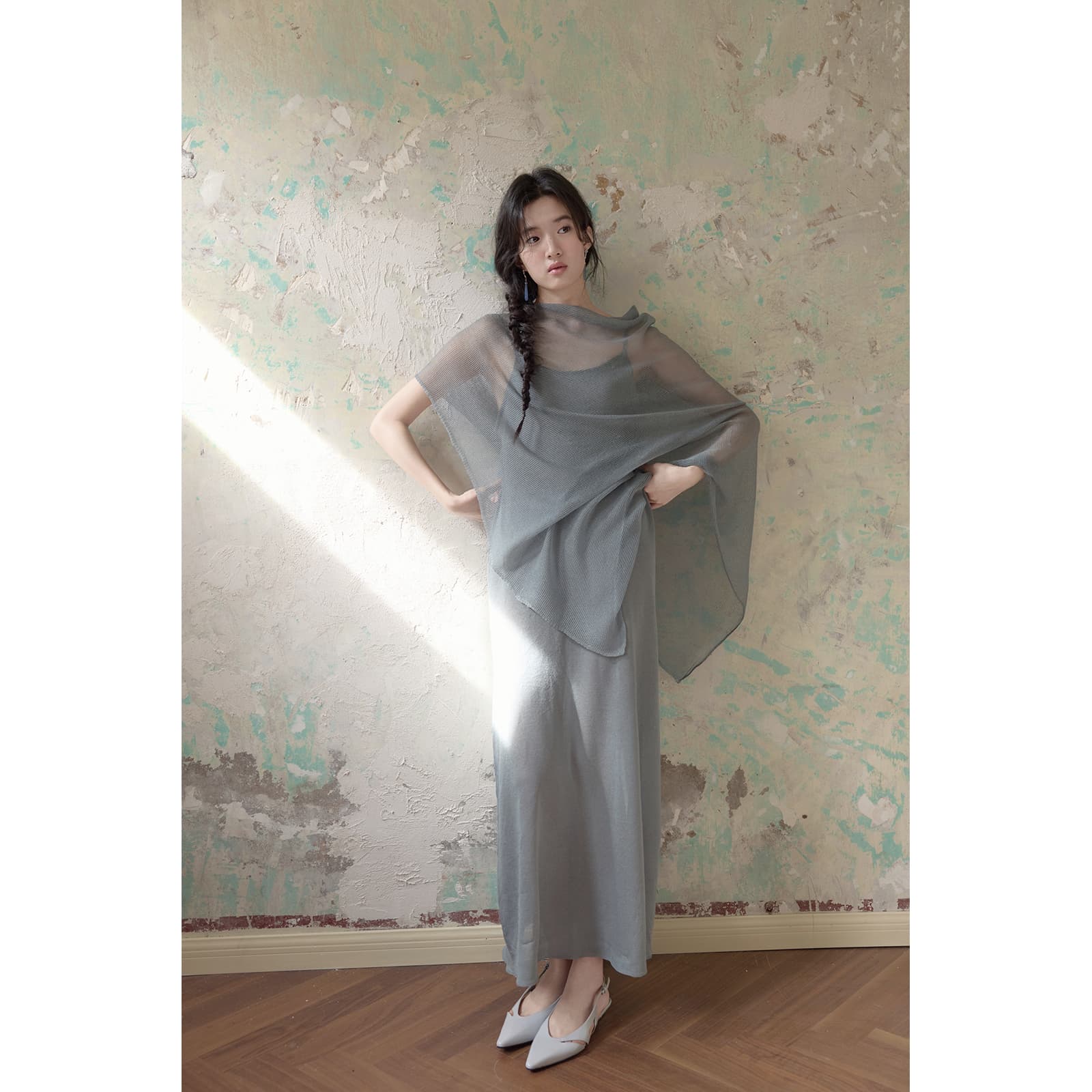 透け感シルエット ドレープオケージョンドレス