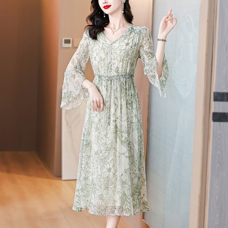オケージョンワンピース 花柄シフォン 七分袖ギャザーワンピース