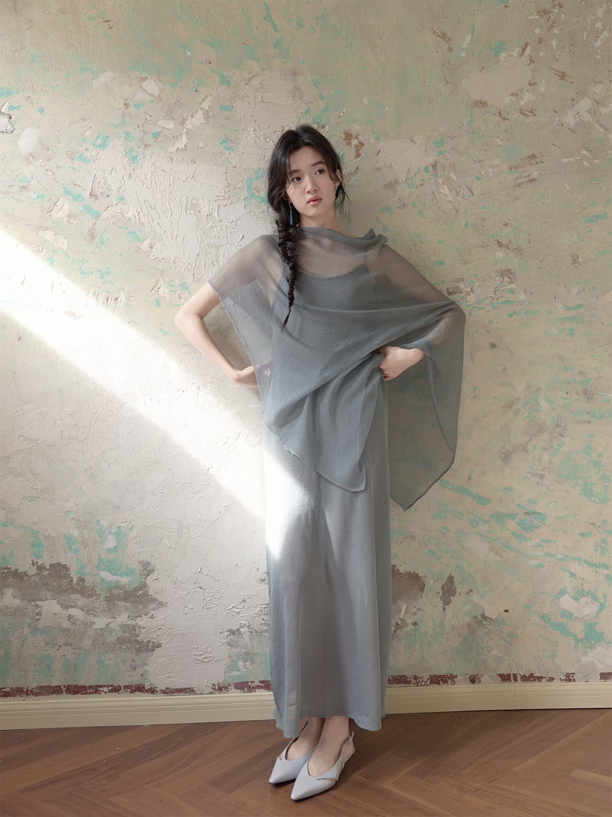 透け感シルエット ドレープオケージョンドレス