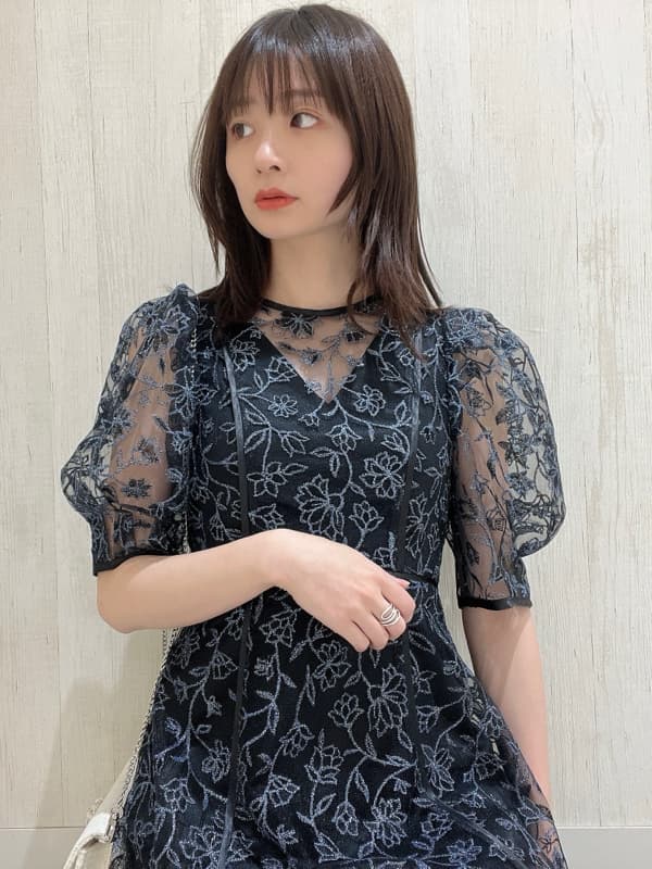 透かし柄レース重ね マキシ丈オケージョンドレス