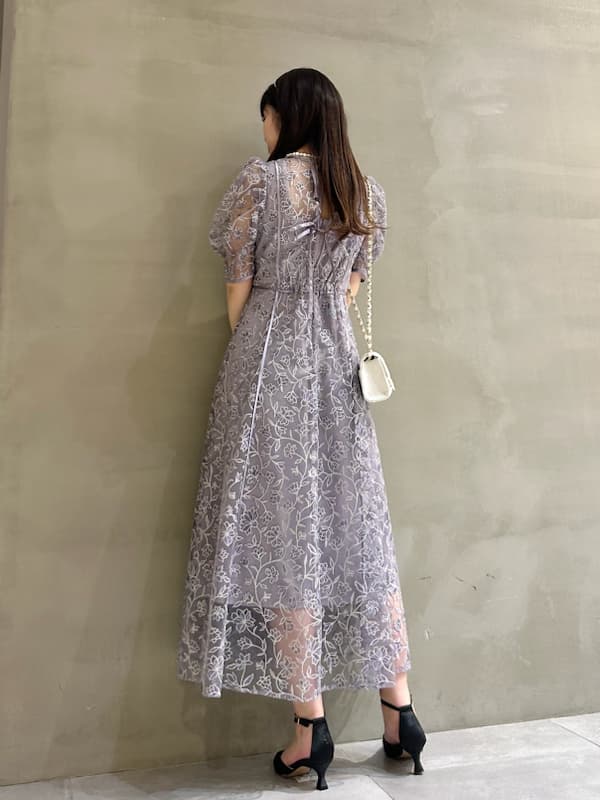 透かし柄レース重ね マキシ丈オケージョンドレス