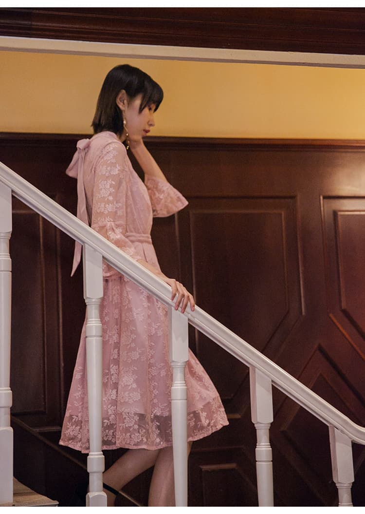 透かし花柄レース ハイネックオケージョンドレス