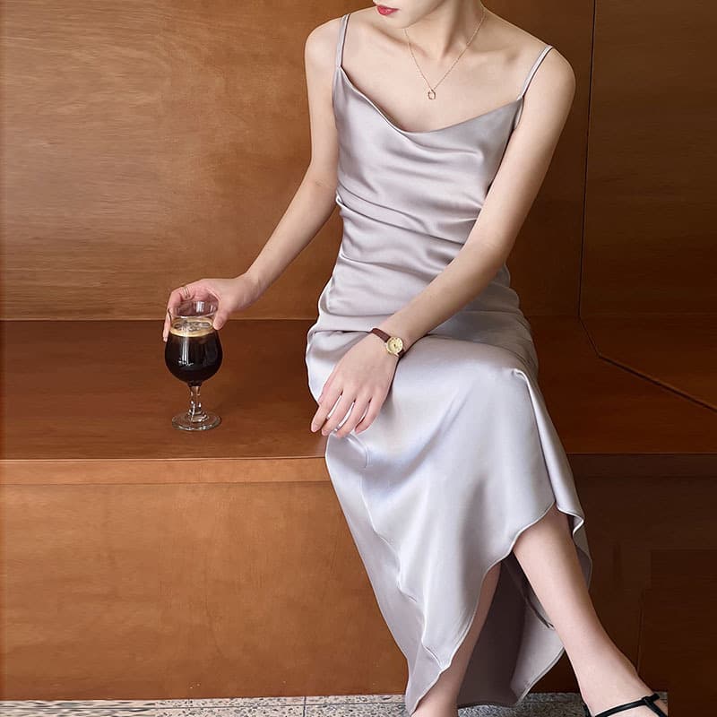しなやかシルエットキャミワンピース
