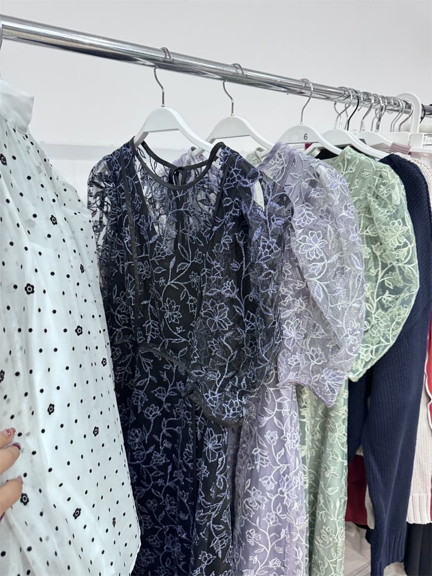 透かし柄レース重ね マキシ丈オケージョンドレス