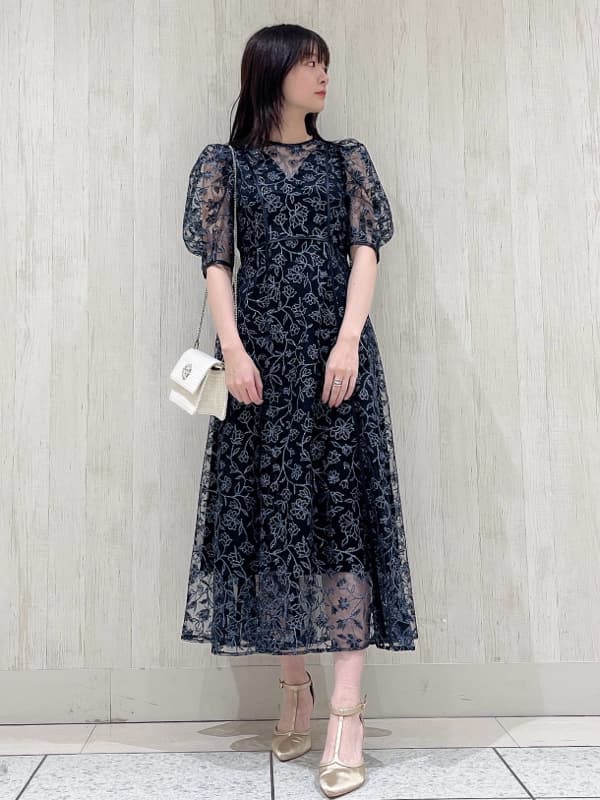 透かし柄レース重ね マキシ丈オケージョンドレス