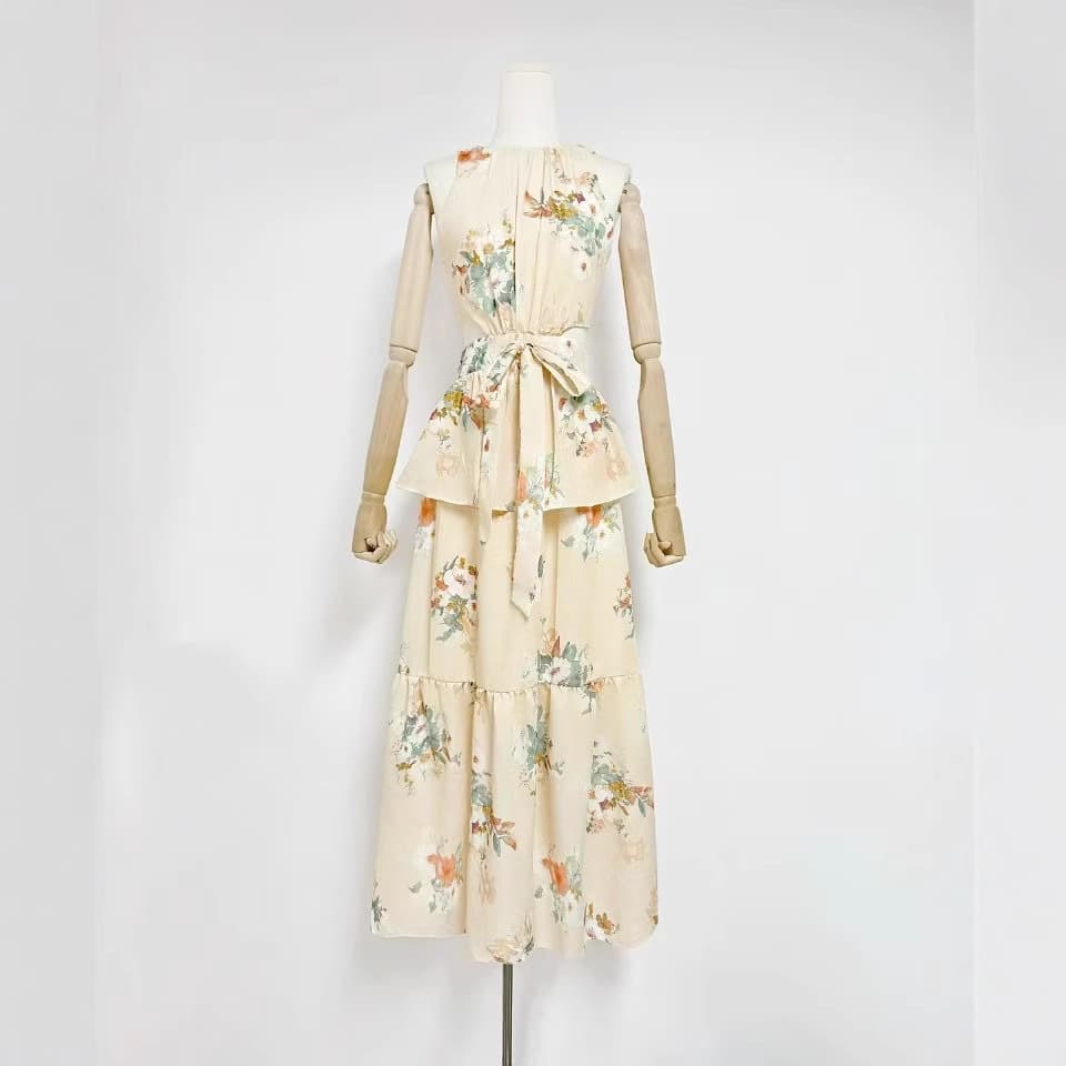 オケージョンワンピース 花柄ティアードカットアウトリゾートドレス