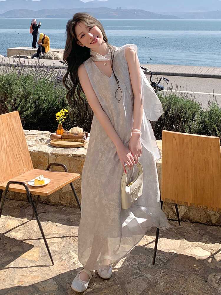 オケージョン ドレス オケージョン ドレス 湖畔の風が彩る 涼やかマキシワンピース